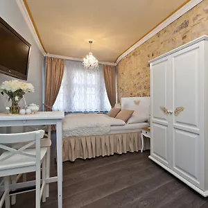 Cathedral Hotel apartamentowy Praga